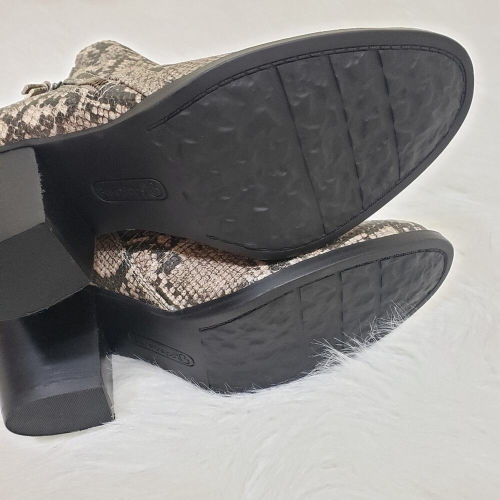 Baretraps New in box cacie snake print side zip booties woman's size 9.5 - Picture 8 of 9